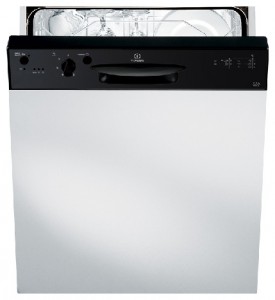 ماشین ظرفشویی Indesit DPG 15 BK عکس