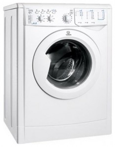 洗衣机 Indesit IWSC 5085 照片